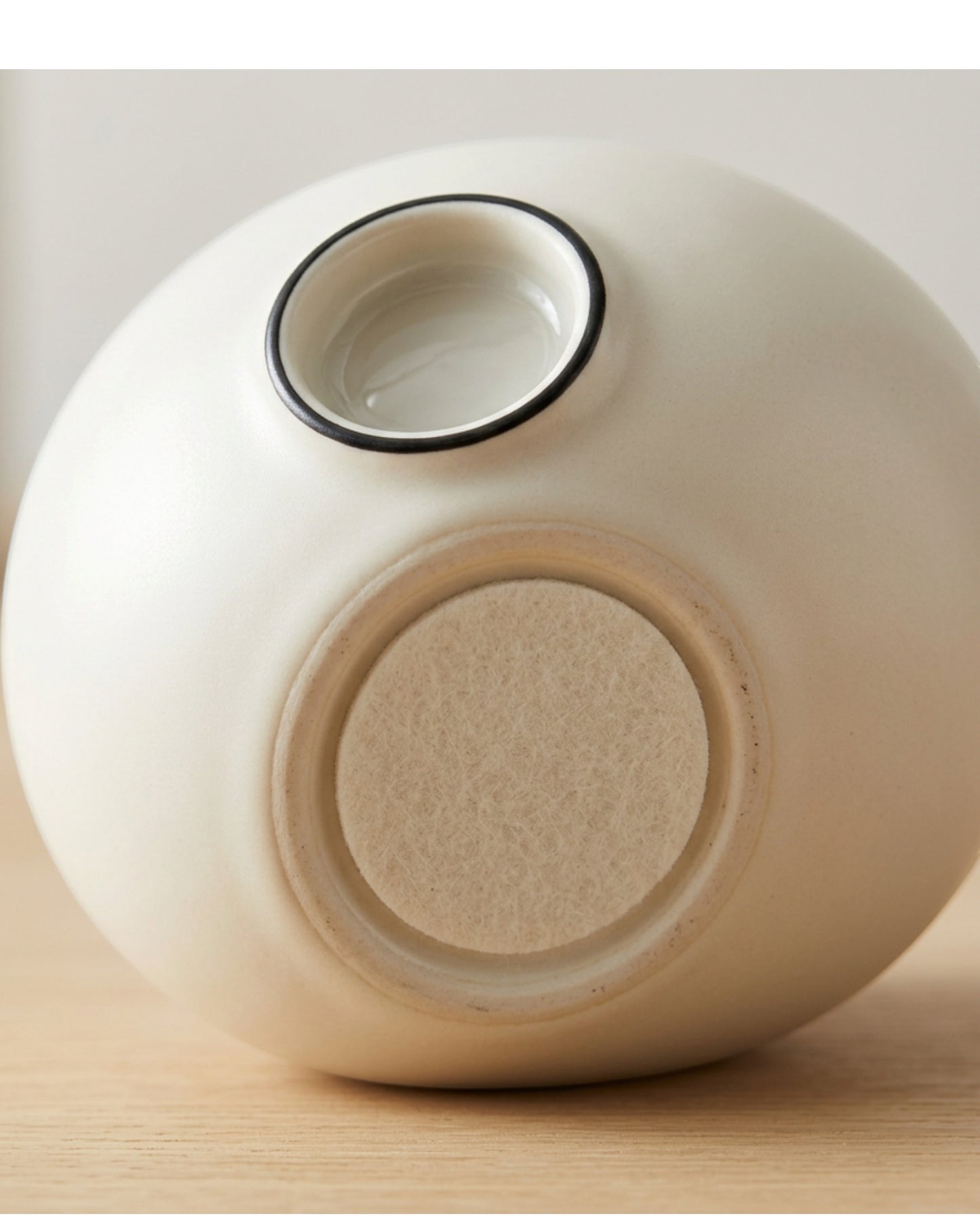 Lhome Porcelain Bud Vases Ivory Charcoal Rim Set of 3 - Detail view