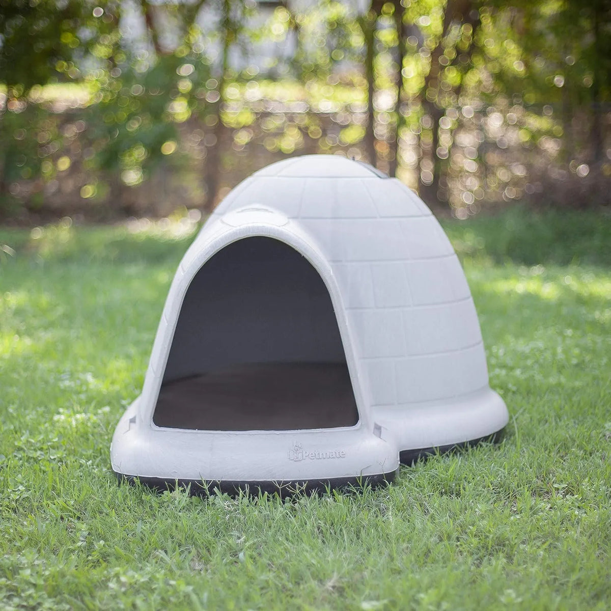 Petmate Indigo Dog House (Igloo Dog House, Made in USA with 90% Recycled Materials, All Weather Protection Pet Shelter) for XL Dogs  90 to 125 pounds, Made in USA
